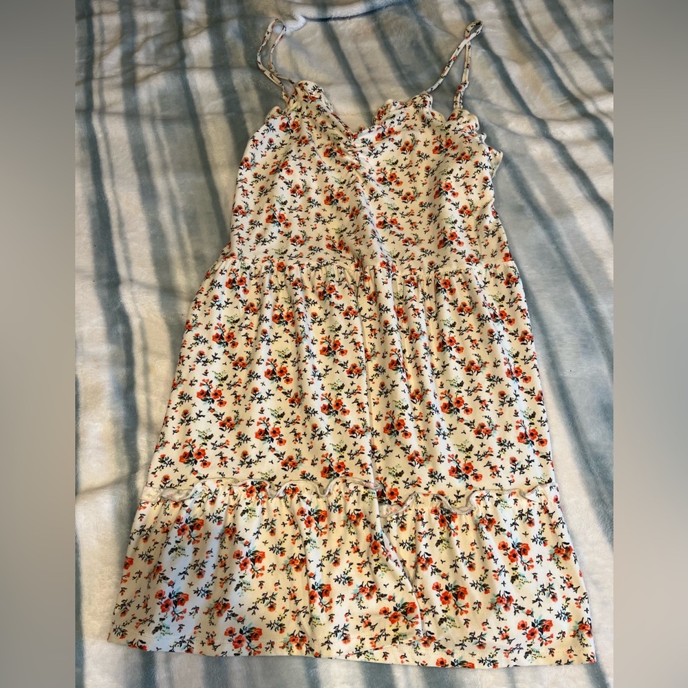 women’s floral dress